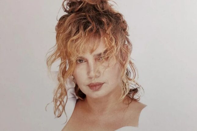 Sezen özündən 31 yaş kiçik baytarla sevgilidir