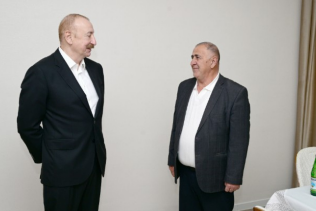 “Siz bizə dünyanı bəxş etmisiniz, Quran haqqı” – Prezidentlə sakinin səmimi söhbəti