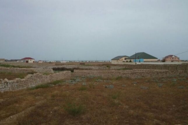 Bələdiyyə torpaqlarının qiymətləndirilməsində ziddiyyət: Sertifikatlı rəy niyə tanınmır?