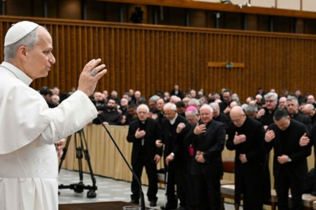 Papa ChatGPT vasitəsilə moizə yazan keşişlərə səsləndi