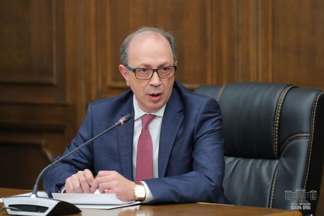 Keçmiş nazir: “Bakı və Ankara “lal” Ermənistan istəyir”