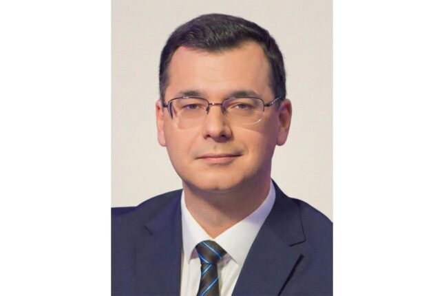 Mədəniyyət nazirinin müşaviri vəzifəsindən azad edilib