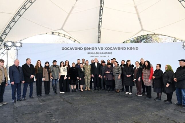 İlham Əliyev Xocavənd sakinləri ilə görüşdü – Fotolar