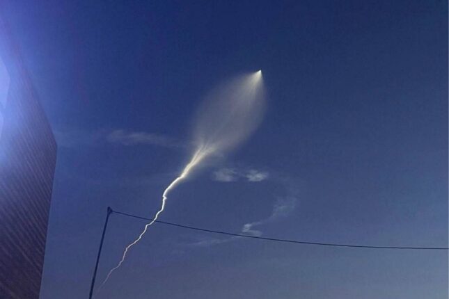 İran ilk dəfə “Fəttah” hipersəs raketlərindən istifadə edib – VİDEO