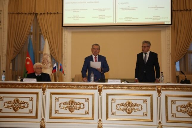 Mehdiyevin Rusiyaya zəng edərək danışdığı qadının kimliyi məlum oldu