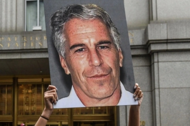 Epşteynin uşaq qurbanları illər sonra üzə çıxdı — VİDEO