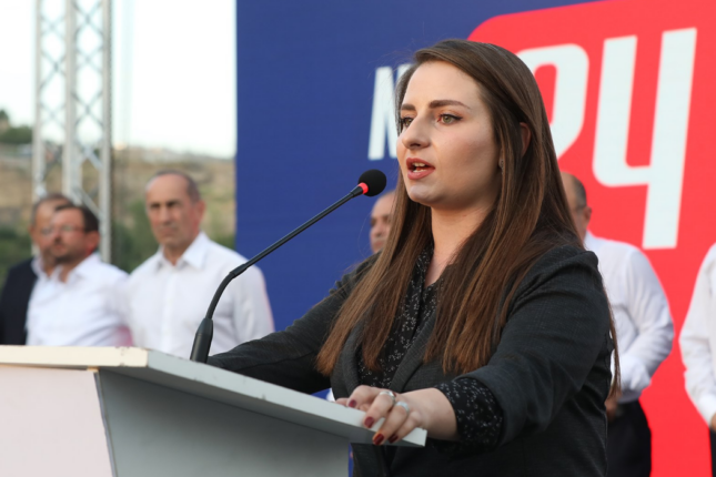 “Paşinyan referendumu Əliyevin istədiyi şəkildə keçirmək istəyir”