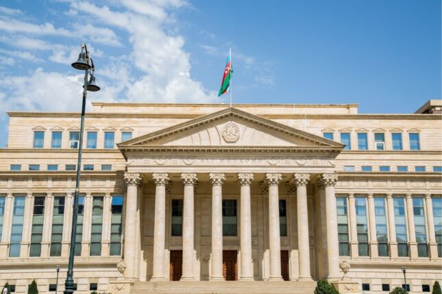 Ailə öhdəliklərini pozanları nə gözləyir… – Ali Məhkəmə AÇIQLADI