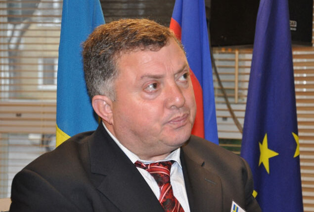 Qafar Əliyev vəzifəsindən azad olundu