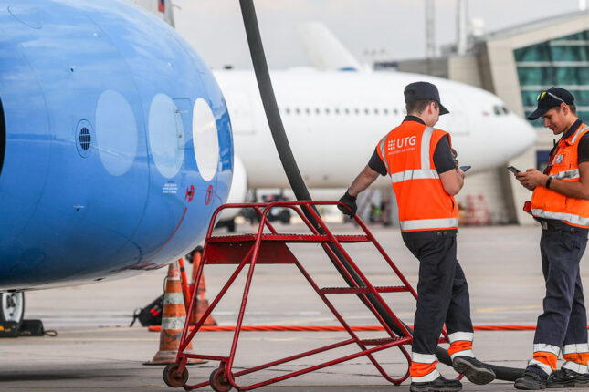 Rusiya təyyarələri qızartma yağından istifadə olunan yanacaqla doldurulacaq