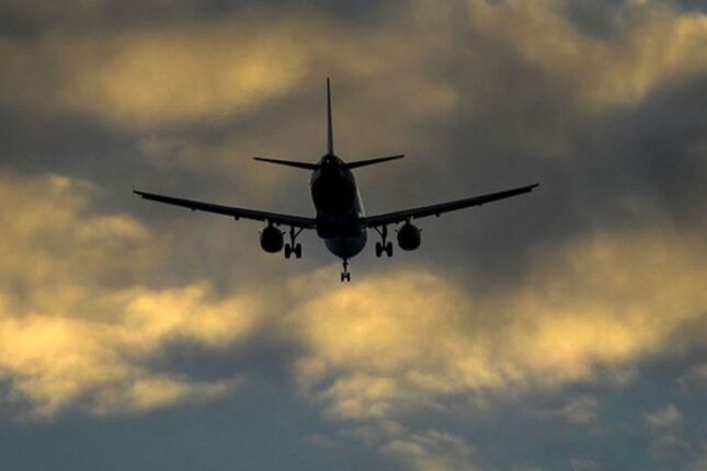 İsrail hava məkanını bağladı