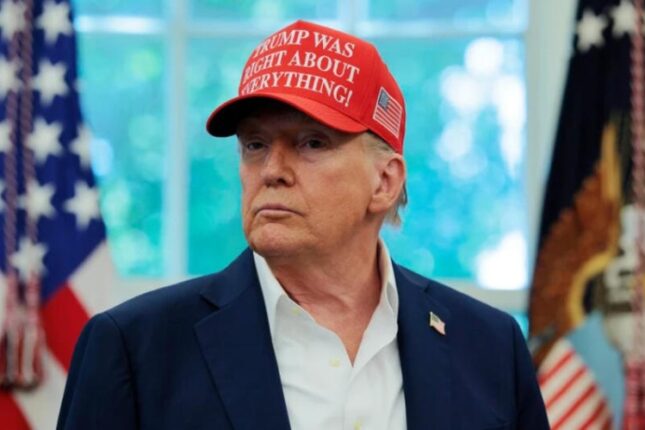 Tramp Obama və xanımını təhqir etdi – FOTO