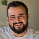 Tanınmış bloggerdən qəribə şikayət: “Kasıblara kömək etməklə…” taninmis-bloggerden-qeribe-sikayet-kasiblara-komek-etmekle8230