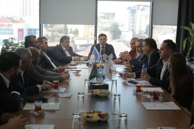 “AzerLegal Group” logistika sektorunda mühüm görüş keçirib-FOTO