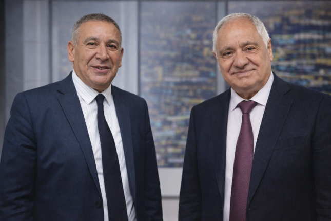 İki tanınmışdan alimlərin yatmasına REAKSİYA: Bu adamları ələ salmaq…