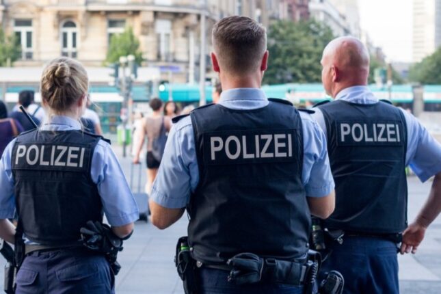 Almaniyada naməlum şəxslər bankı qarət ediblər