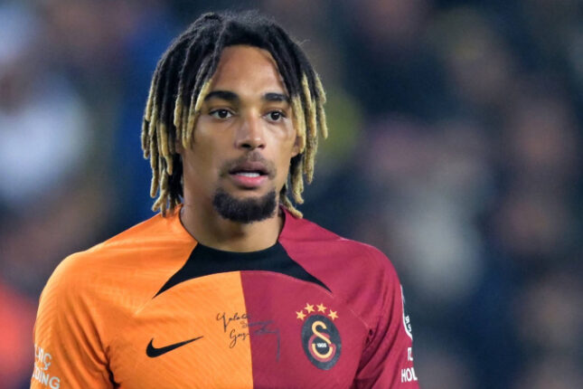 “Qalatasaray” 30 milyon avroya satdığı futbolçunu geri qaytardı