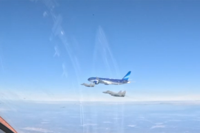 Prezidentin təyyarəsini Serbiya qırıcıları müşayiət etdi – Video