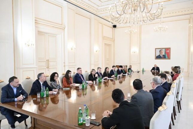 İlham Əliyev ABŞ Ticarət Palatasının nümayəndə heyətini qəbul edib – FOTOLAR