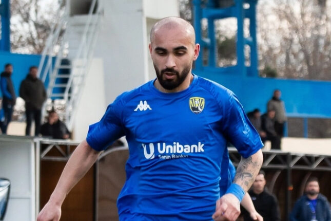 “Kəpəz”in futbolçusunun bıçaqlanması ilə bağlı cinayət işi başlanıldı