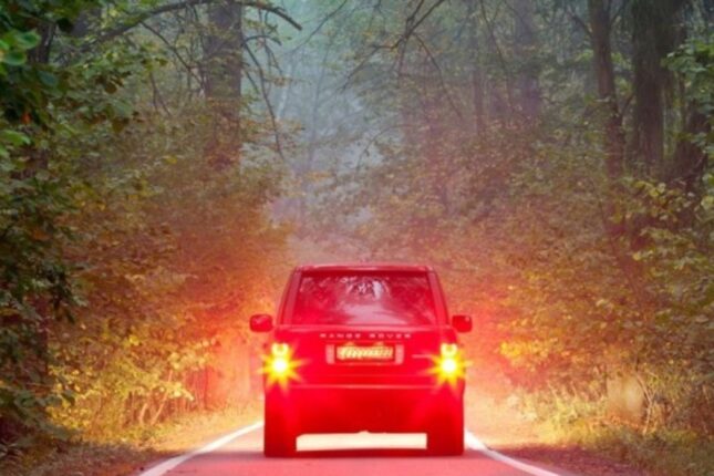 Sürücülər arxa duman fənərlərindən nə zaman istifadə edə bilərlər? – VİDEO