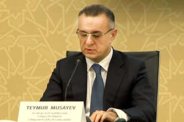 Səhiyyə naziri də gedir? – AÇIQLAMA