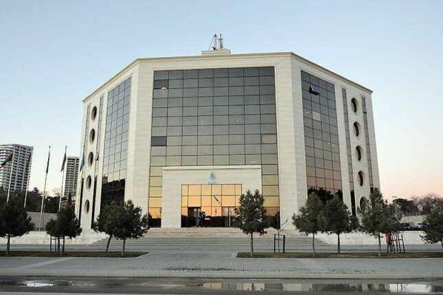 “Neftçi”, “Kəpəz” və “Sumqayıt”a 26 minlik cəza