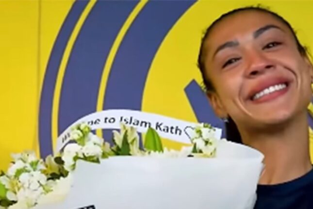 Braziliyalı futbolçu müsəlman oldu – Video