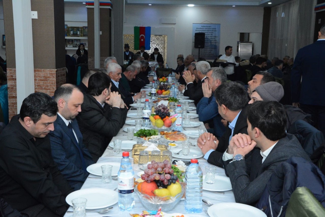 Xətai Rayon İcra Hakimiyyətinin təşkilatçılığı ilə iftar məclisi təşkil edildi – FOTOLAR