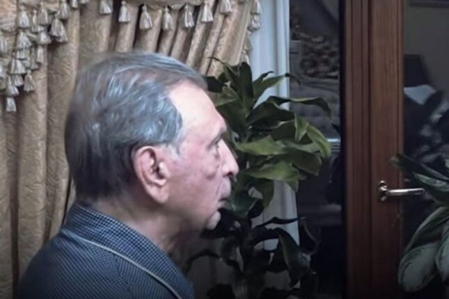 Parlamentdə Ramiz Mehdiyevin evindəki pullardan danışıldı