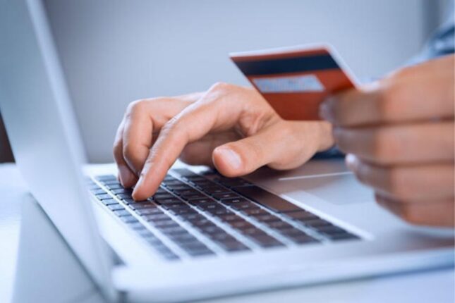 “Bank əməkdaşı” vətəndaşın 10 mindən çox pulunu ələ keçirdi