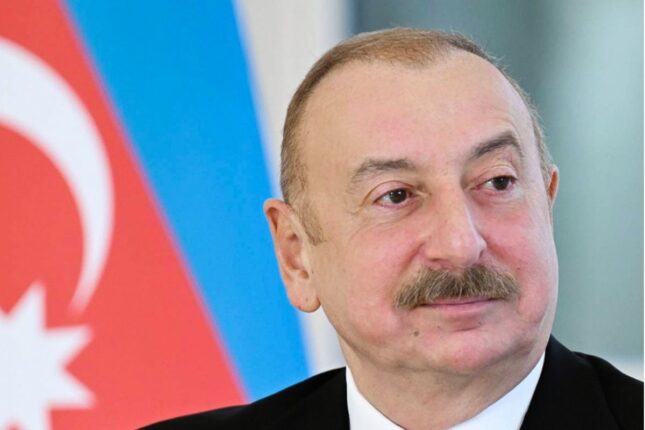 Prezident həmkarını təbrik etdi Prezident həmkarını təbrik etdi