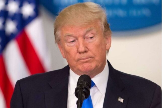 Trampa qarşı impiçment petisiyası 250 mindən çox imzalandı