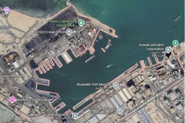 Küveyt limanı dron hücumuna məruz qalıb