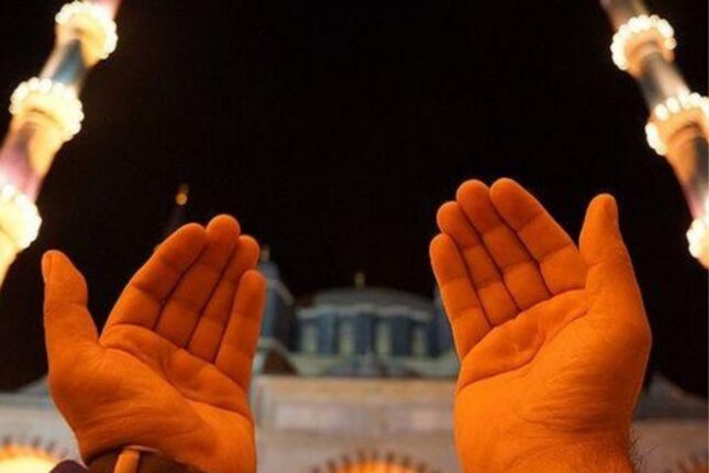 Qədr gecəsində bu dualar edilir – MƏTN Qədr gecəsində bu dualar edilir – MƏTN