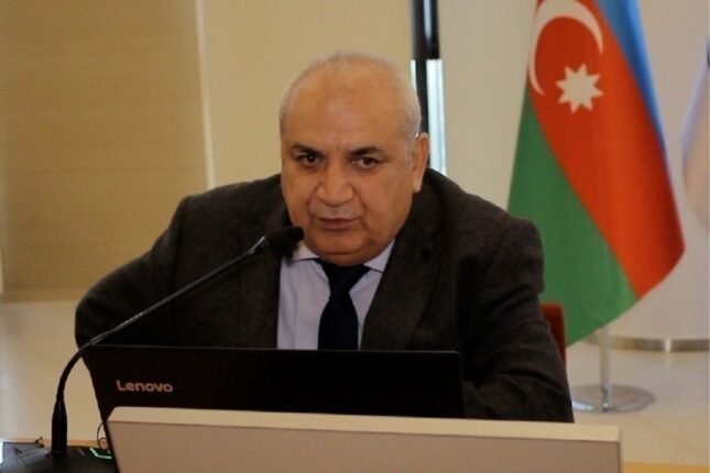 Elm və Təhsil Nazirliyi niyə çörəyi  çəkməçiyə verir? –  Dosent faktları ictimailəşdirdi