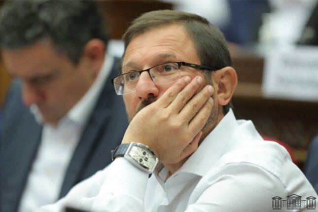 Manukyan: “İrəvan Bakının tələblərini yerinə yetirəcək”