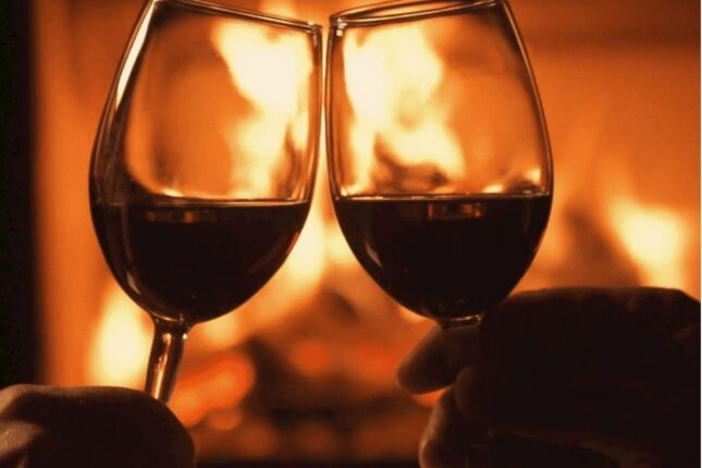 Alim gündə bir qədəh şərabın faydası haqqında mifi alt-üst etdi Alim gündə bir qədəh şərabın faydası haqqında mifi alt-üst etdi