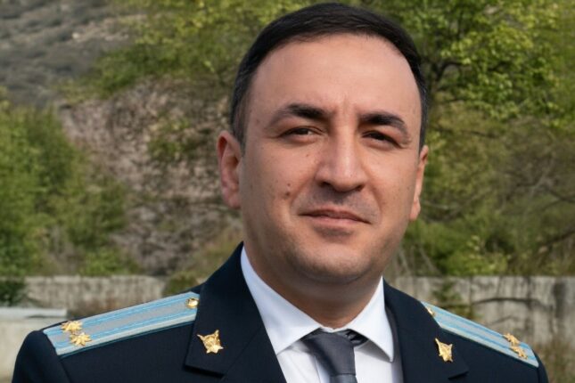 Qalmaqallı prokuror işdən çıxarıldı Qalmaqallı prokuror işdən çıxarıldı