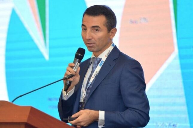 Adnan Əhmədzadənin həbs müddəti uzadıldı