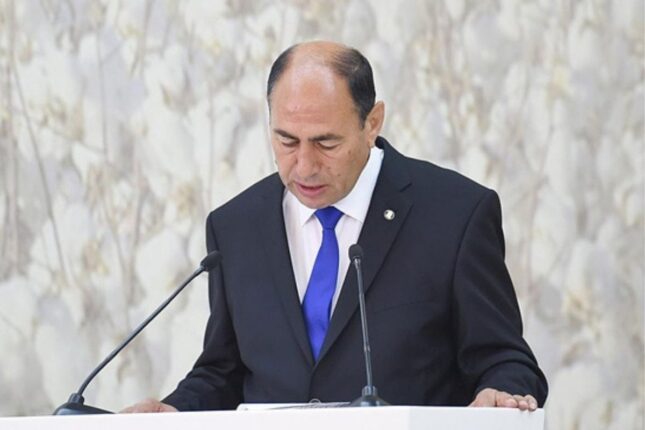 Vidadi İsayev 39 nəfəri işdən çıxardı