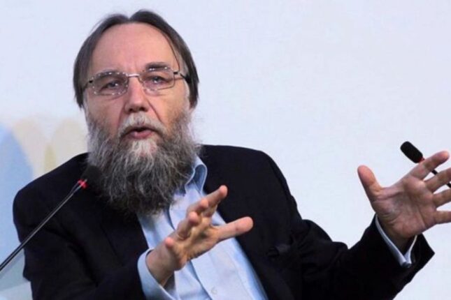 Putinin ideoloqu xalqı susmağa ÇAĞIRDI – İsterika