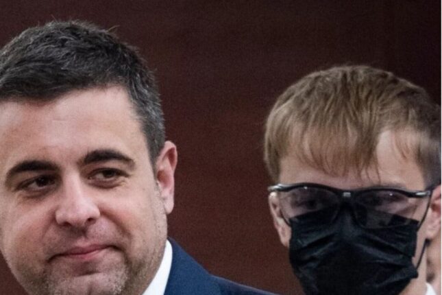 Netanyahunun sözçüsü istefa verib Netanyahunun sözçüsü istefa verib