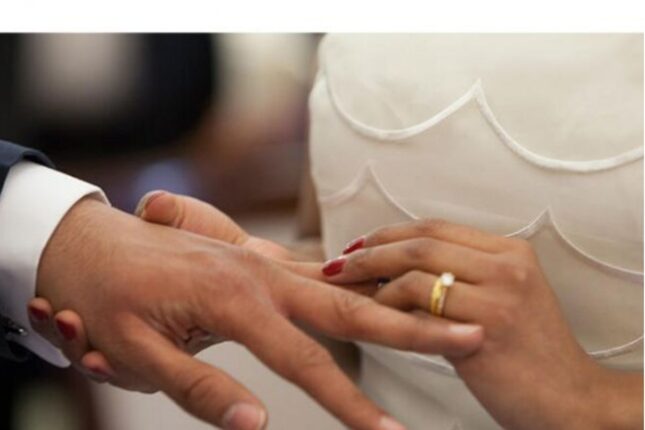 Ağcabədidə qanunazid toy: Bələdiyyə sədrinin bacısı uşaqları evləndilər