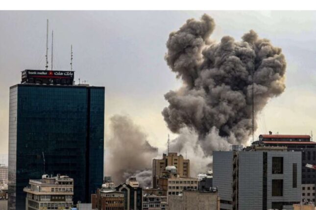 İran Prezident Administrasiyası vuruldu