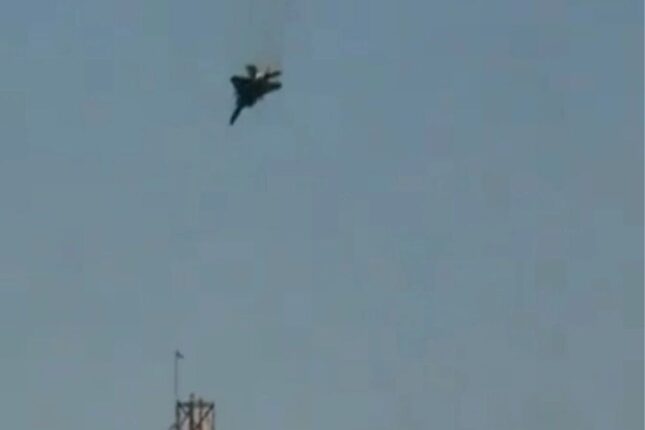 Küveytdə bir neçə ABŞ qırıcısı yerə çırpılıb