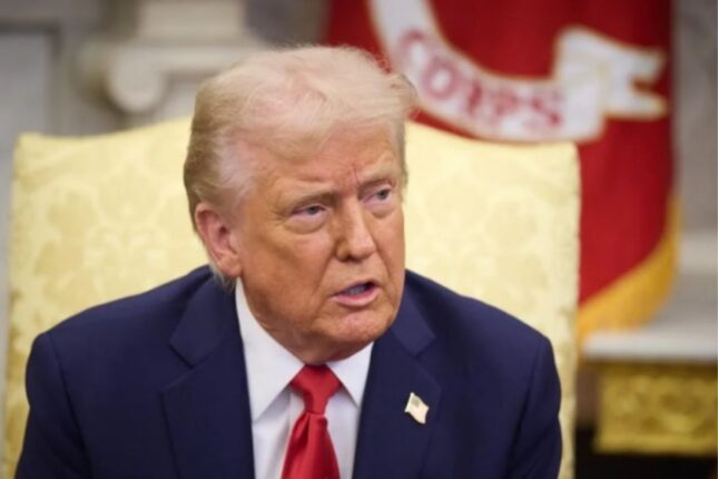 Tramp yenə kömək istədi