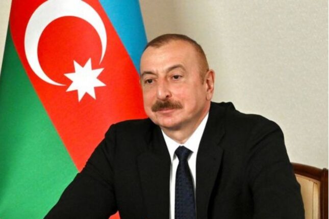 Prezident həmkarını təbrik etdi