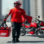 yango-surucusunden-ogurluq-musterinin-1000-manatliq-malini-ogurladilar-8211-foto