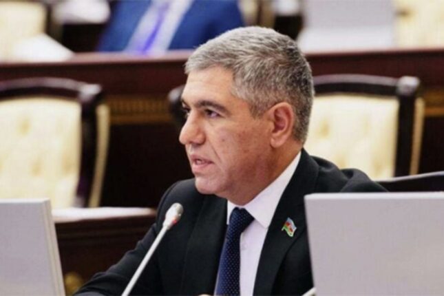 Deputat lizinq faizlərindən şikayətləndi